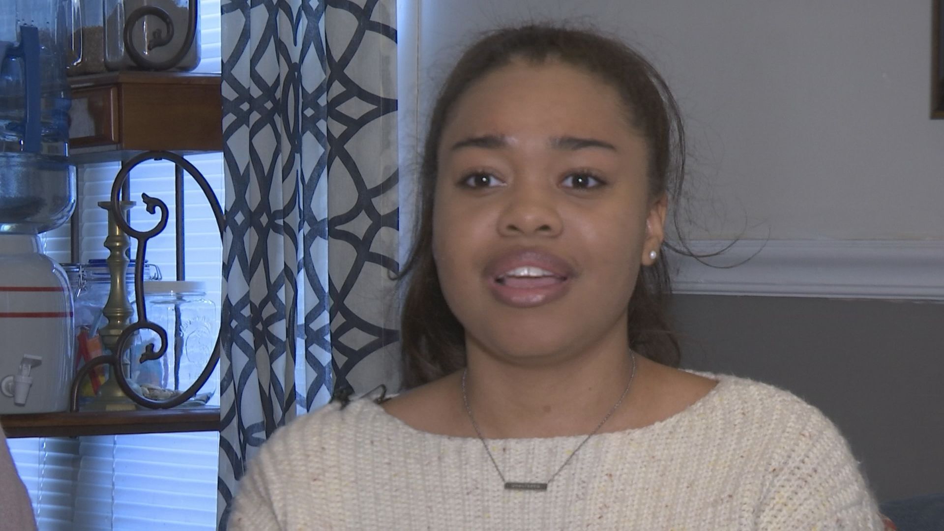 MACI ROBINSON 2.jpg